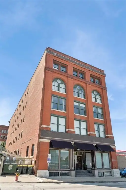 609 Central Street #1108, Kansas City, MO 64105 - Image #1