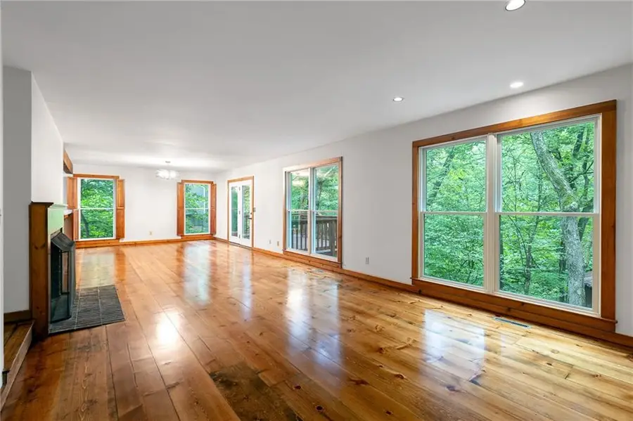 5420 NW Foxhill Road, Parkville, MO 64152 - Image #3