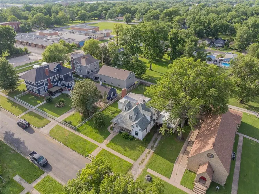 708 Osage Street, Neodesha, KS 66757 - Image #3