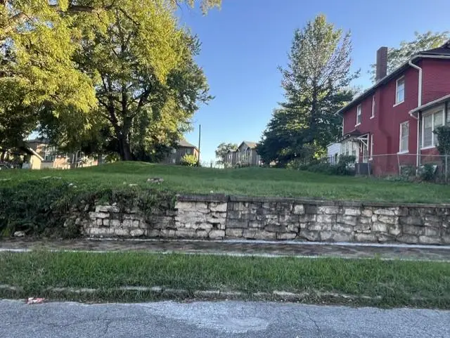 1222 Sylvanie Street, Saint Joseph, MO 64501 - #3
