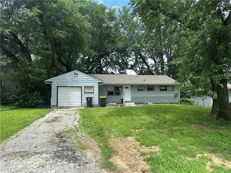 7504 E 110 Street, Kansas City, MO 64134 - #2