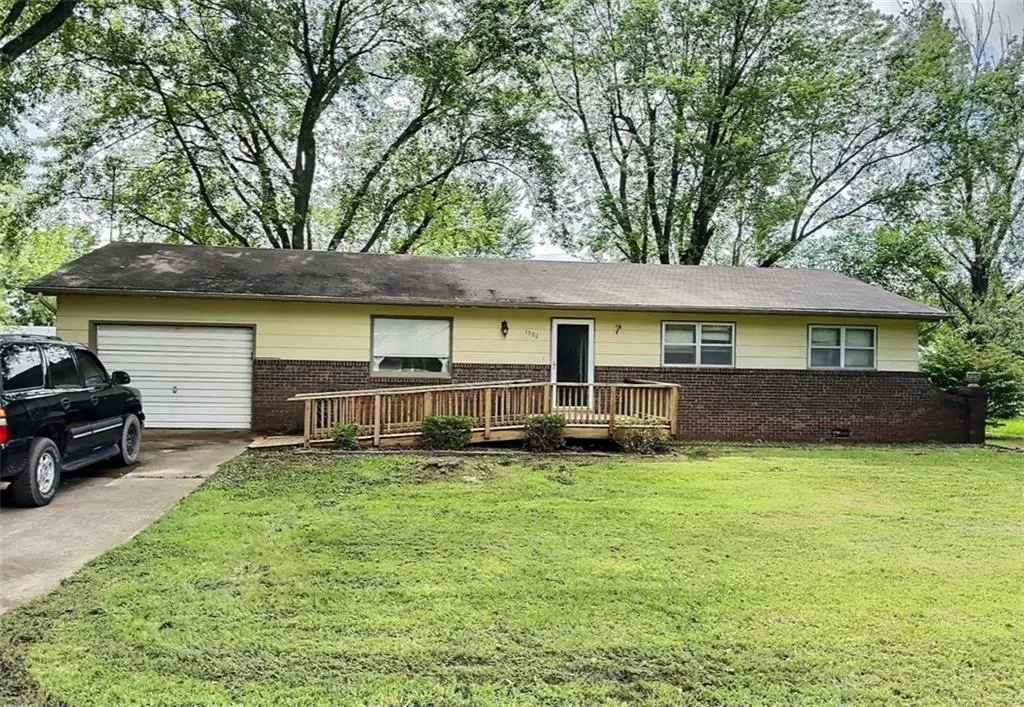 1502 S Vernon Street, El Dorado Springs, MO 64744 - Image #1