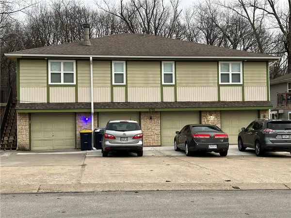 8701 NW 82nd Street, Kansas City, MO 64152