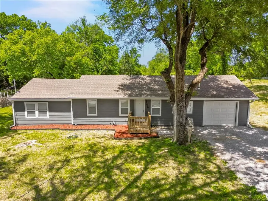 2308 NW 53rd Terrace, Kansas City, MO 64151 - Image #2