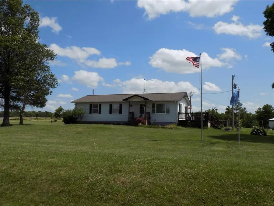 1392 Rock Creek Road, Williamsburg, KS 66095 - Image #2