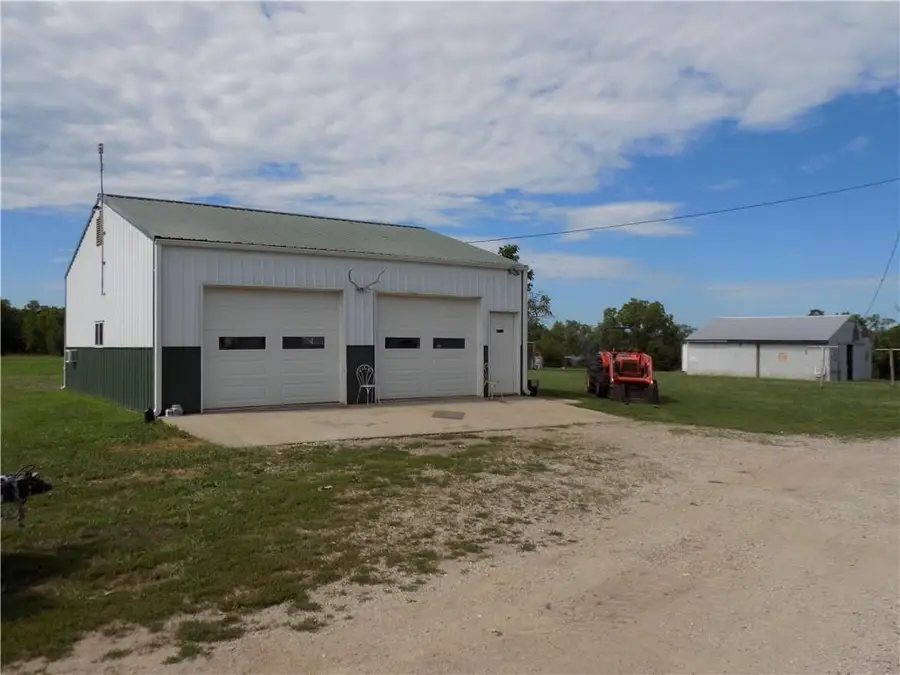 1392 Rock Creek Road, Williamsburg, KS 66095 - Image #3