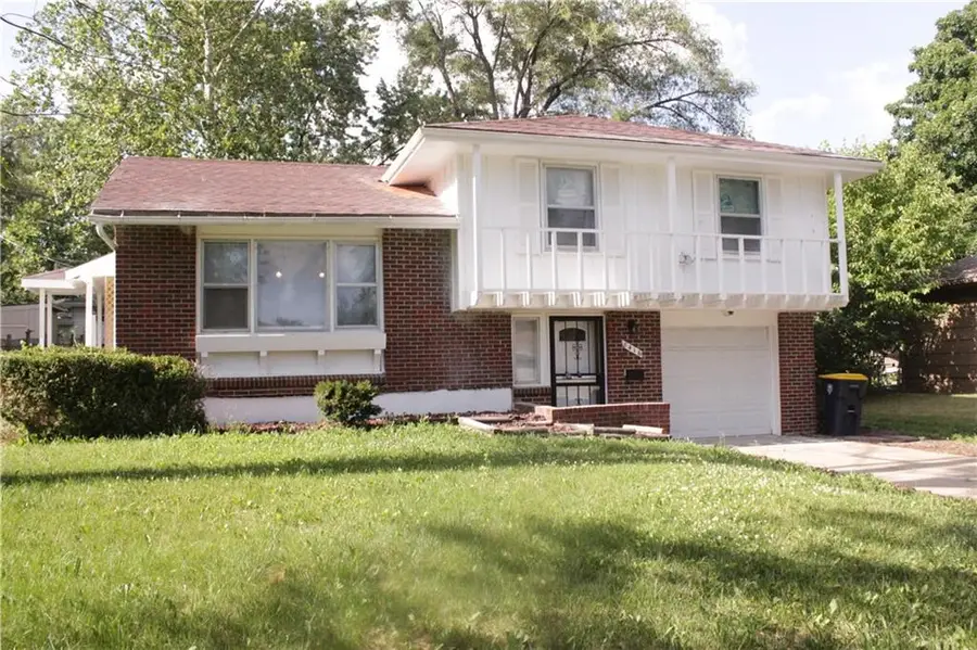 8416 E 92nd Place, Kansas City, MO 64138 - Image #2