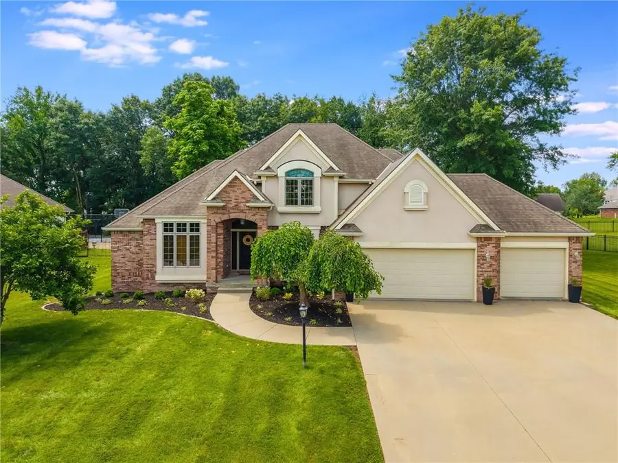 4902 Corinth Drive, Saint Joseph, MO 64506 - Image #2