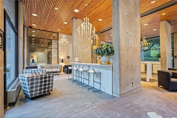 2510 Grand Boulevard #1004, Kansas City, MO 64108