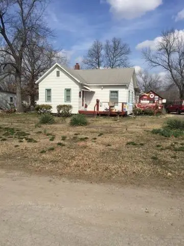 300 Maple Street, Rich Hill, MO 64779 - Image #2