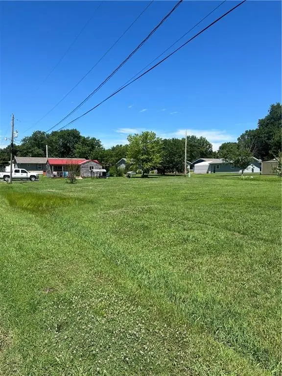 208 Elm Avenue, Altamont, KS 67330 - Image #3