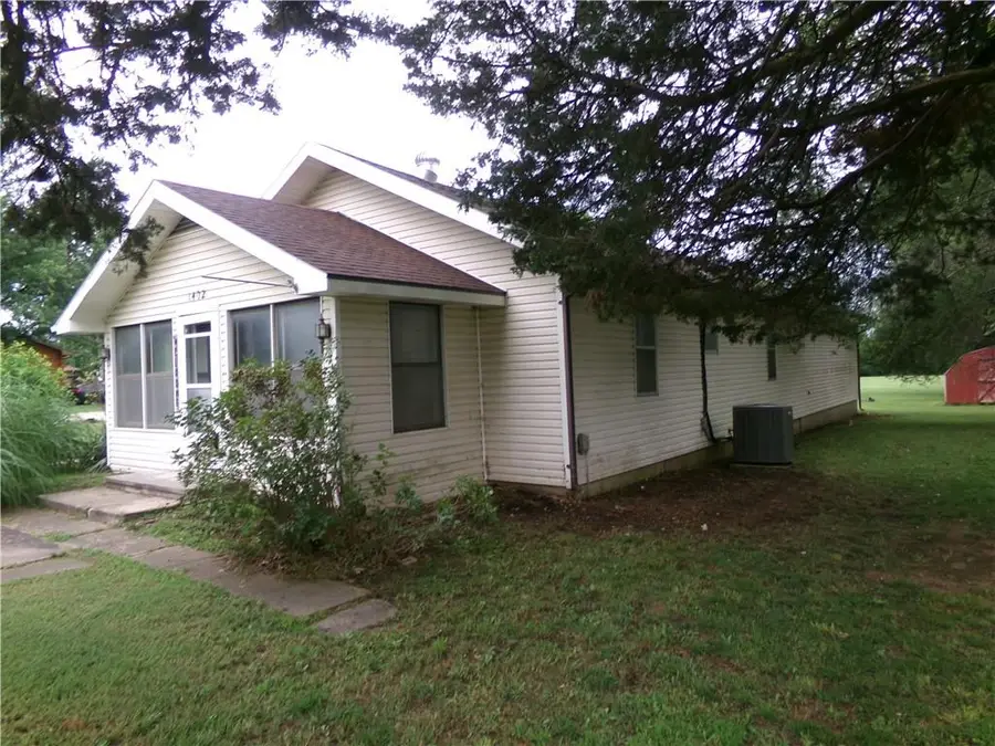 1402 N Kentucky Street, Iola, KS 66749 - Image #2