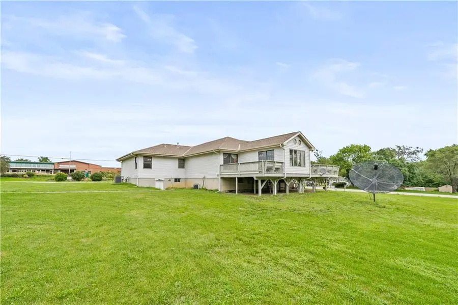 19910 Lamar Avenue, Stilwell, KS 66085 - Image #3