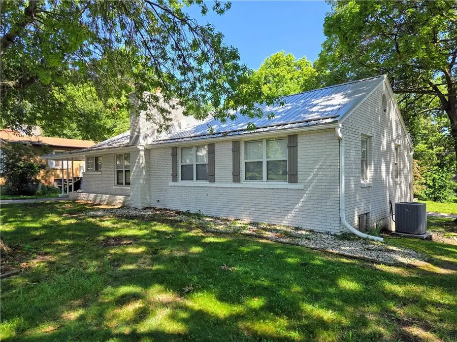 513 Broad Street, Warrensburg, MO 64093 - Image #3