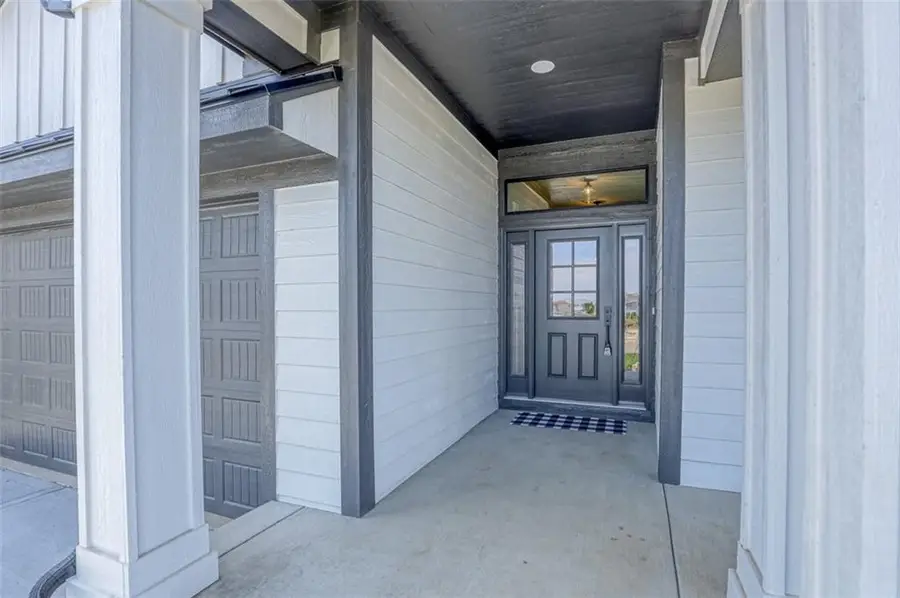 15389 W 173rd Terrace, Olathe, KS 66062 - Image #3