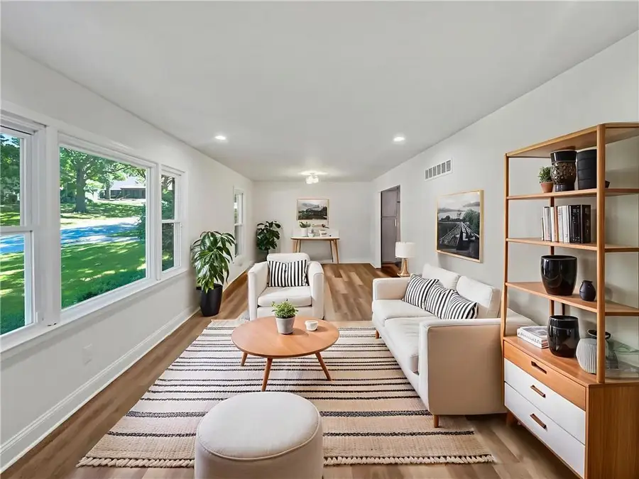 13201 E 53rd Street, Kansas City, MO 64133 - Image #2