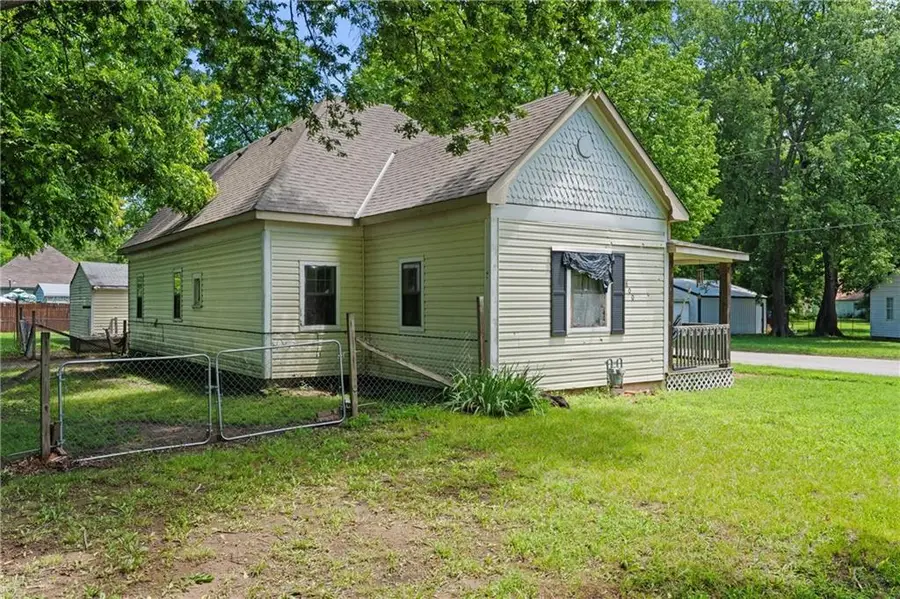 800 N State Street, Caney, KS 67333 - Image #3