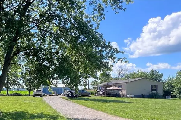 7180 SW 41st Road, St Joseph, MO 64504