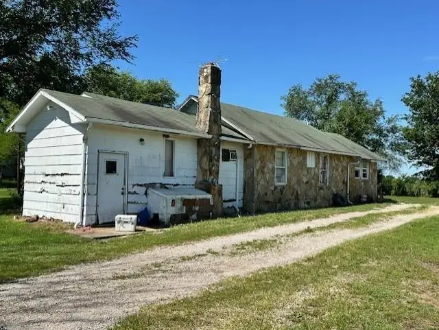 12074 S 1600 Road, Nevada, MO 64772 - Image #2