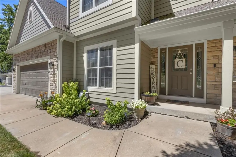 8386 Timber Trails Drive, De Soto, KS 66018 - Image #3