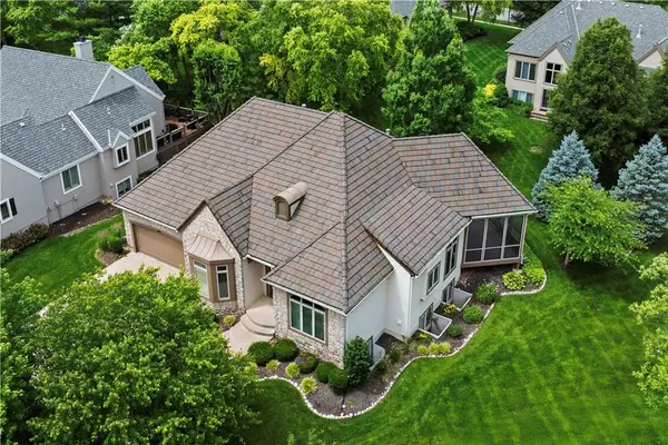 4704 W 152nd Street, Leawood, KS 66224