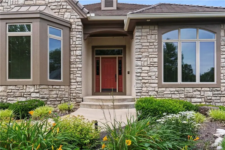 4704 W 152nd Street, Leawood, KS 66224 - Image #3