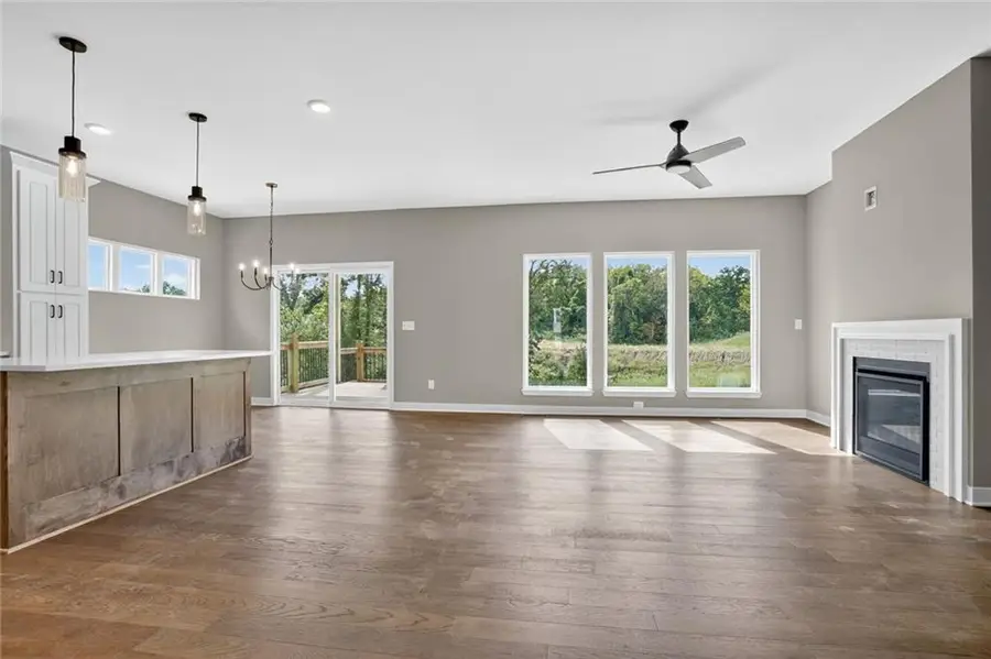 16243 Giorgia Street, Parkville, MO 64152 - Image #2