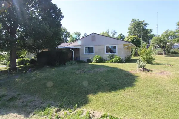 225 E 13th Street, Horton, KS 66439