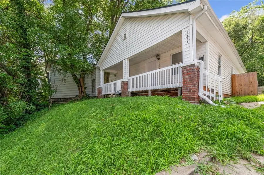 1426 N 3rd Street, Saint Joseph, MO 64505 - Image #2