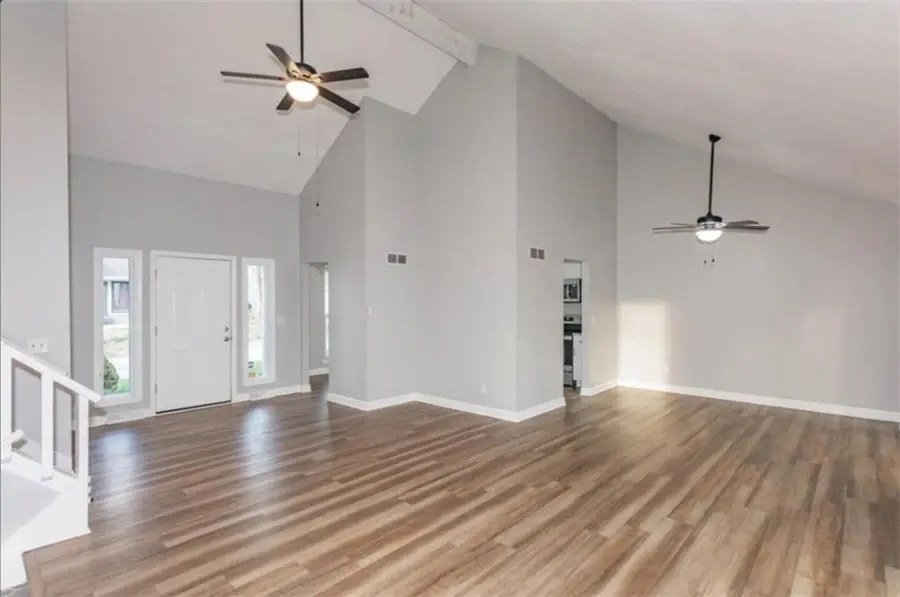 127 E Nelson Circle, Olathe, KS 66061 - Image #3