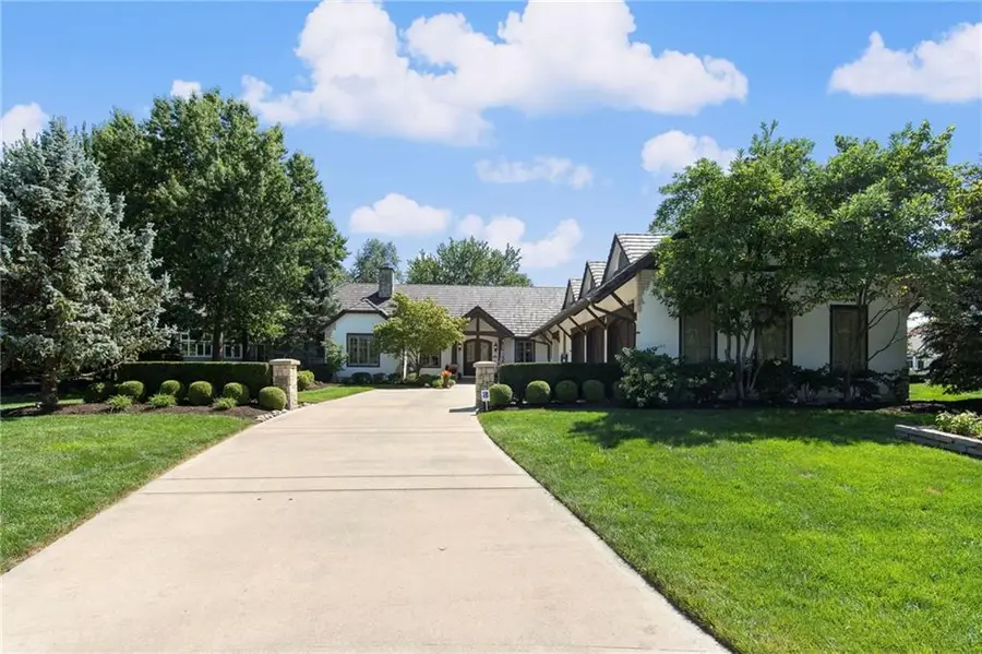 3849 W 139th Terrace, Leawood, KS 66224 - Image #2