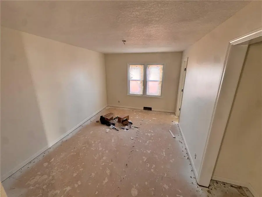 3649 S Park Avenue, Independence, MO 64052 - Image #2