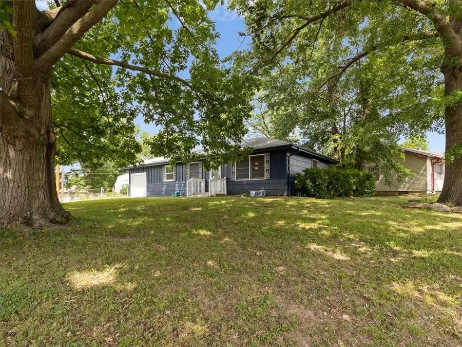 8210 Ann Avenue, Kansas City, KS 66112 - Image #2