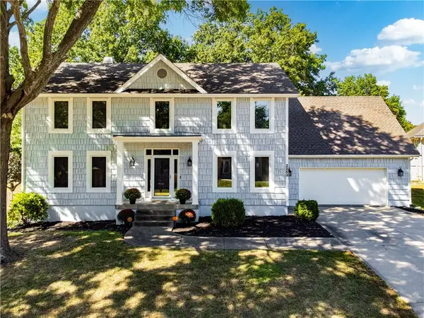 2253 SW Wall Street, Blue Springs, MO 64015