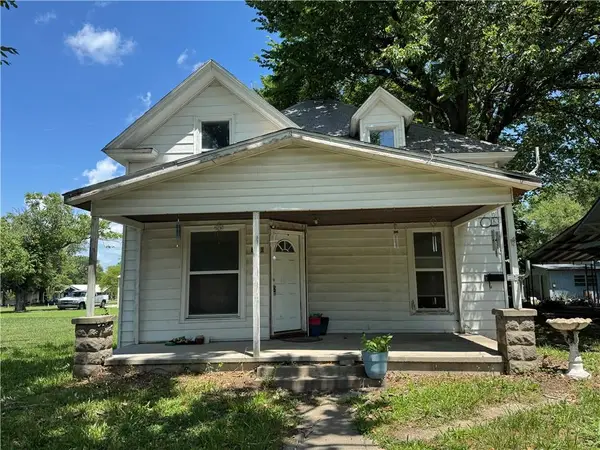 710 E Lincoln Street, Iola, KS 66749