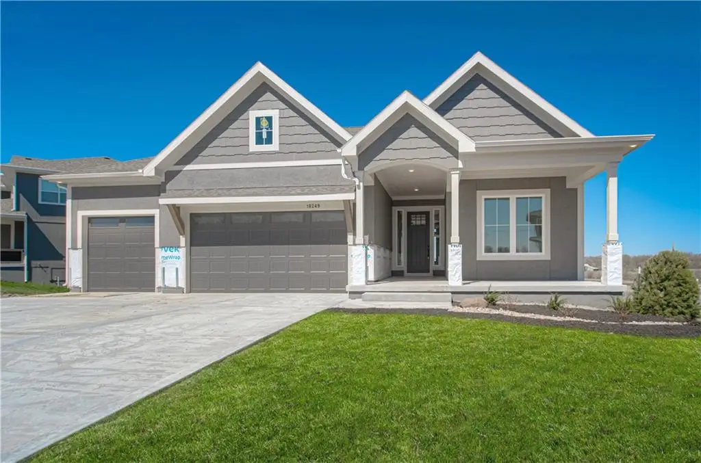 5110 NW Montebella Drive, Riverside, MO 64150 - Image #1