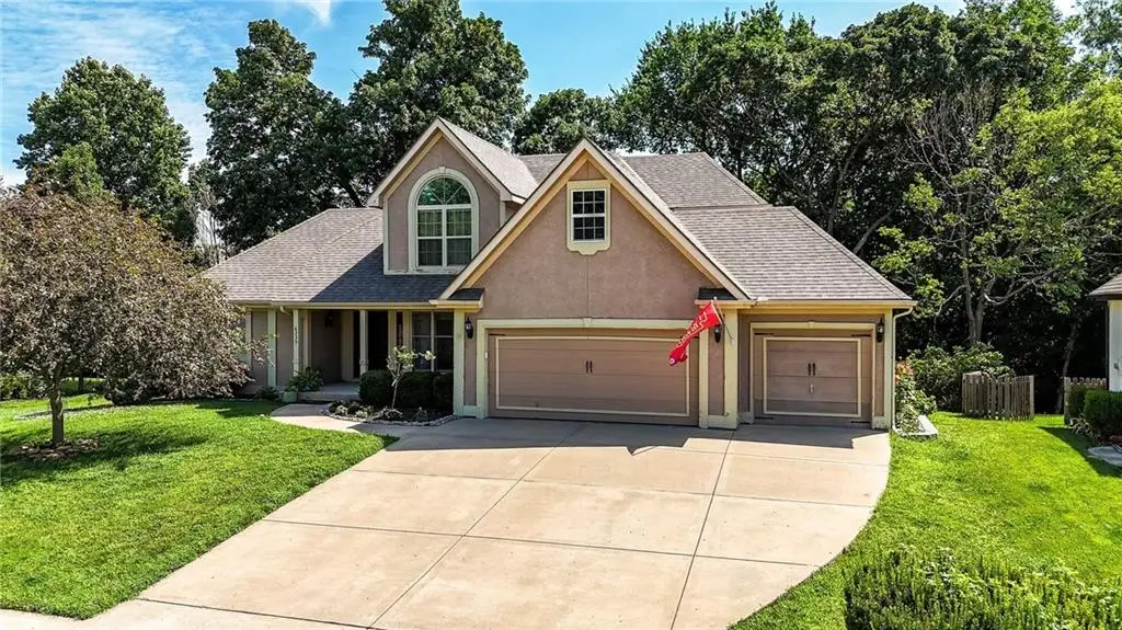 6235 N Forest Drive, Parkville, MO 64152 - Image #1