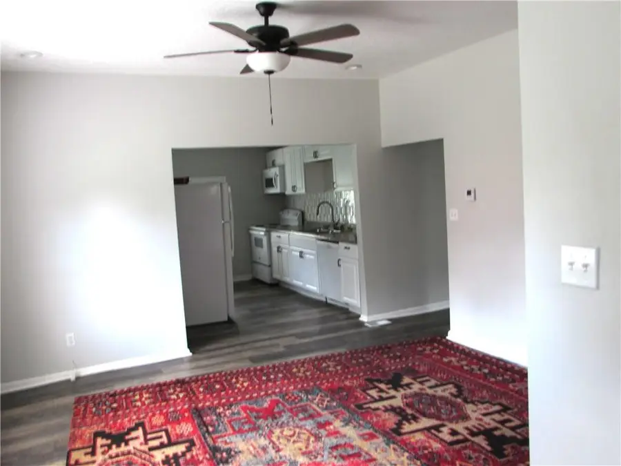 1812 Elmwood Avenue, Kansas City, MO 64127 - Image #3