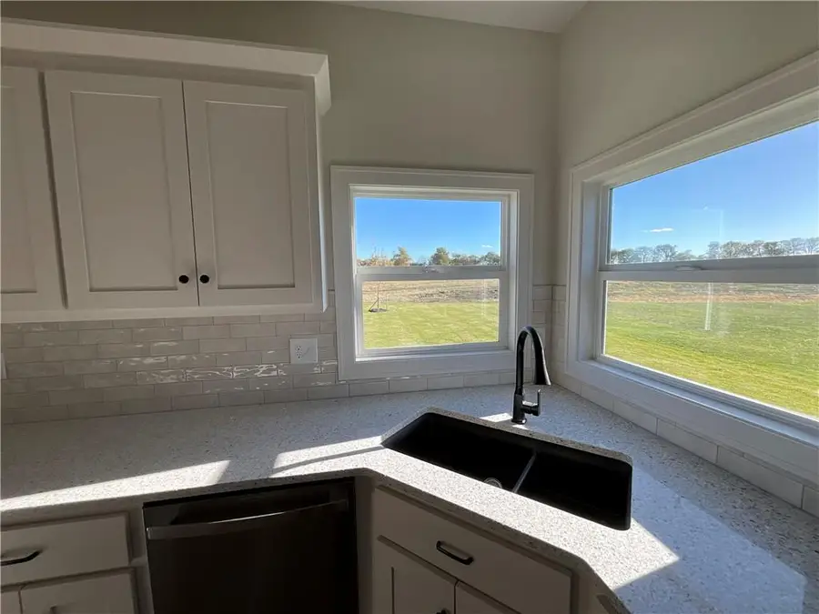 18805 W 169th Terrace, Olathe, KS 66062 - Image #3