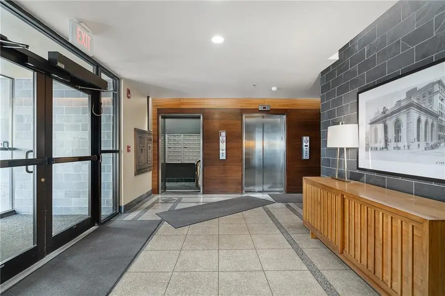 21 W 10th Street #11C, Kansas City, MO 64105 - Image #3