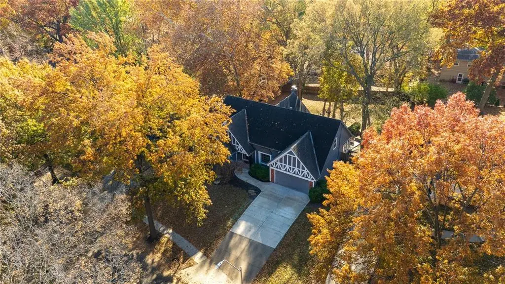 101 NW 44th Street, Kansas City, MO 64116 - Image #1