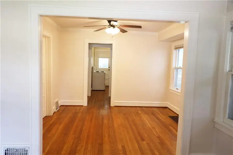 6207 Forest Avenue, Kansas City, MO 64110 - Image #3