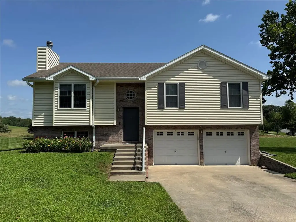 103 SW 95th Road, Warrensburg, MO 64093 - Image #1