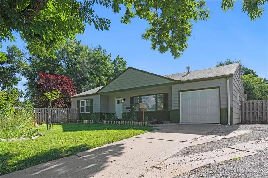 601 E 81st Terrace, Kansas City, MO 64131 - Image #2