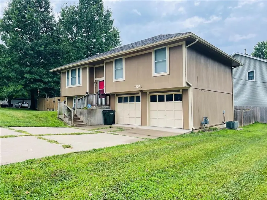 1601 Holman Street, Leavenworth, KS 66048 - Image #3