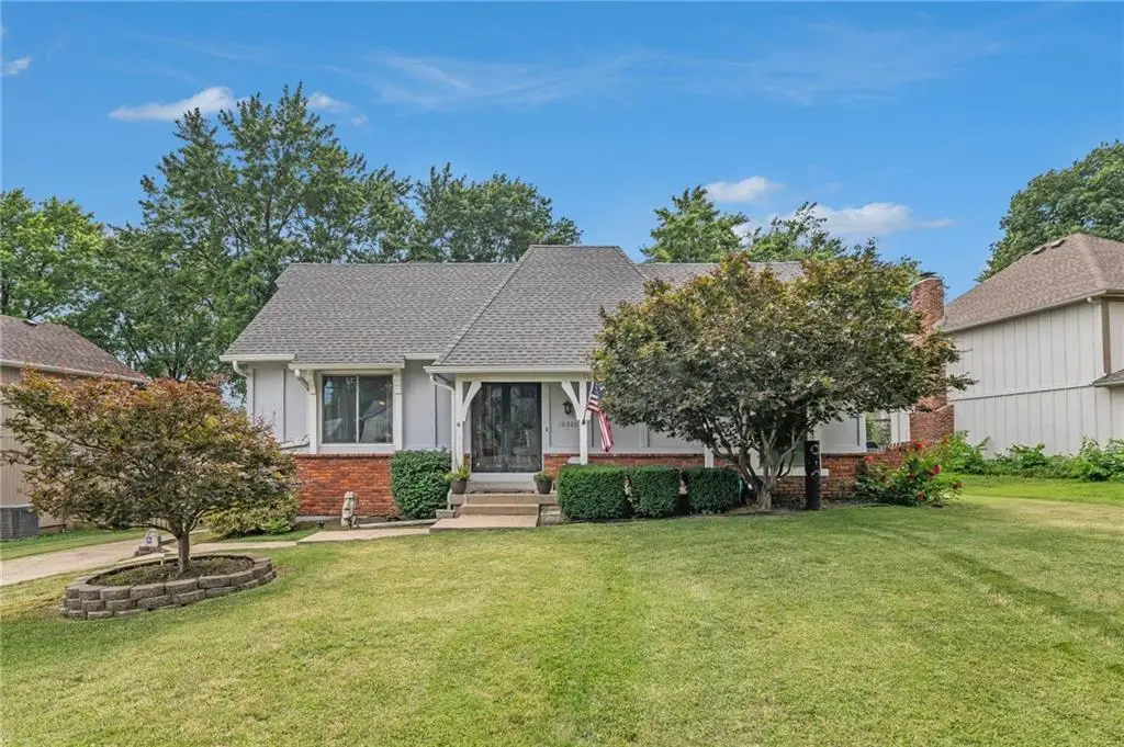 10226 Gillette Street, Lenexa, KS 66215 - Image #1
