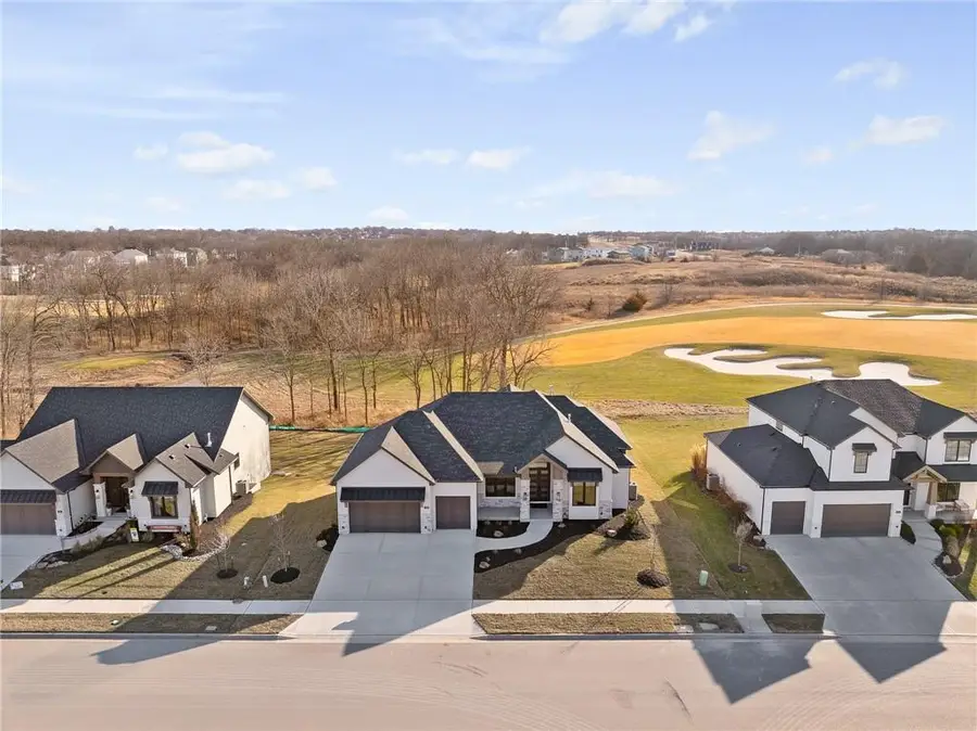 703 Hampstead Drive, Raymore, MO 64083 - Image #2