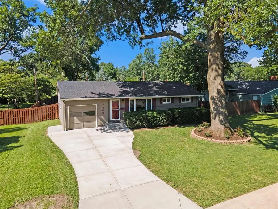 7808 W 74th Street, Overland Park, KS 66204 - Image #2