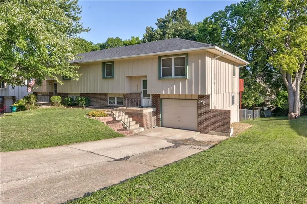 13304 W 89th Terrace, Lenexa, KS 66215 - Image #1