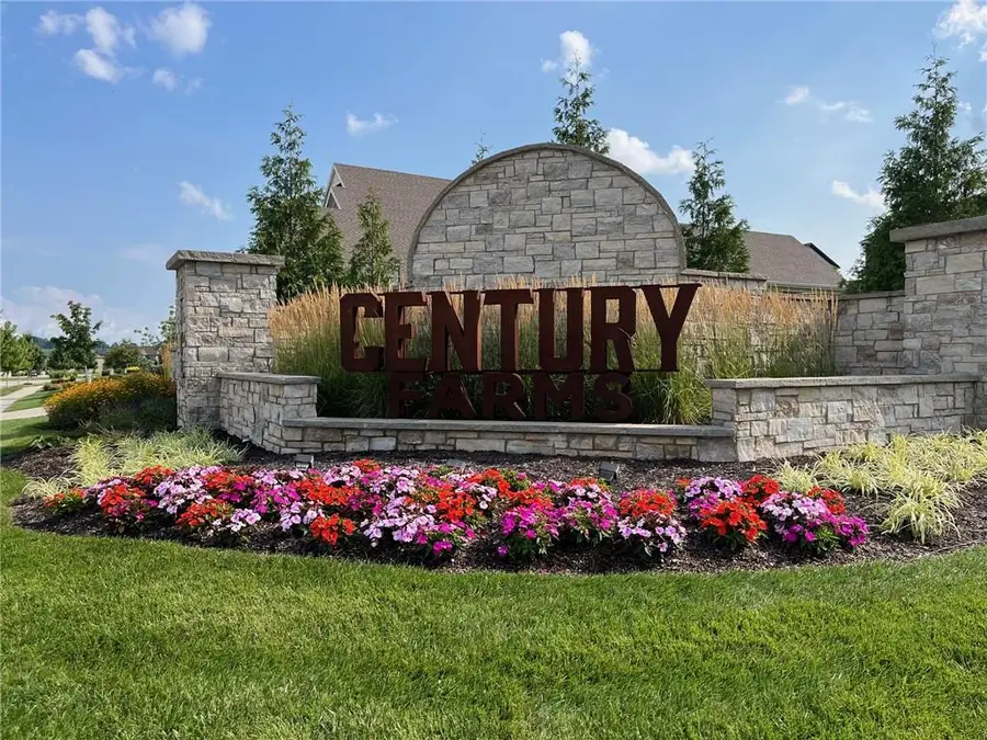 16909 Parkhill Street, Overland Park, KS 66221 - #2